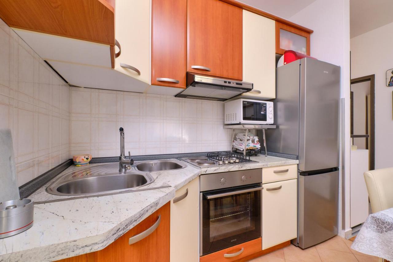 Snjezana Appartement Mali Lošinj Buitenkant foto