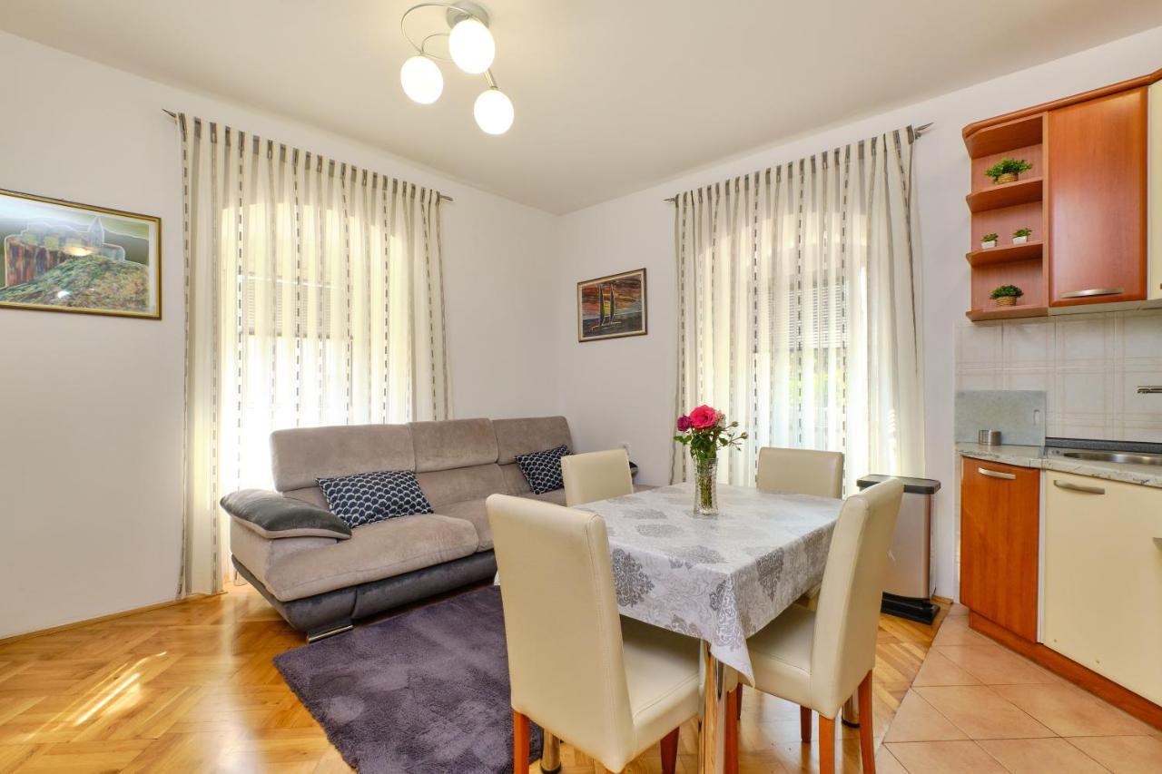 Snjezana Appartement Mali Lošinj Buitenkant foto