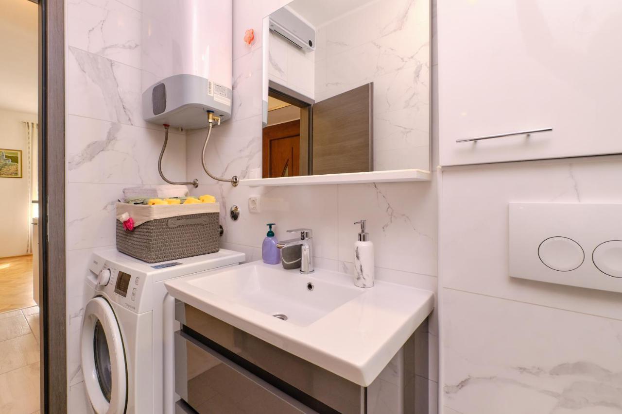 Snjezana Appartement Mali Lošinj Buitenkant foto